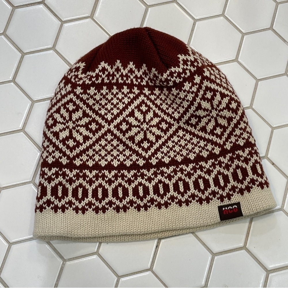 Hollister & Co. HCO Faire Isle Knit Winter Toboggan Hat